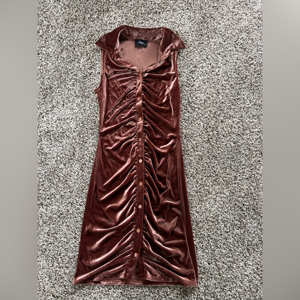 Cherie. Women’s dress size small